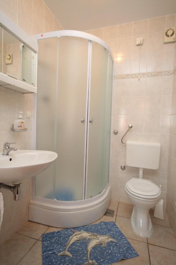 Apartments With A Parking Space Mali Lošinj Екстериор снимка
